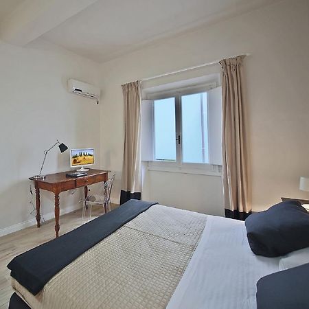 Apartments Florence Borgo Dei Greci Екстериор снимка