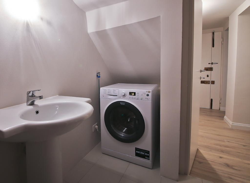 Apartments Florence Borgo Dei Greci Стая снимка