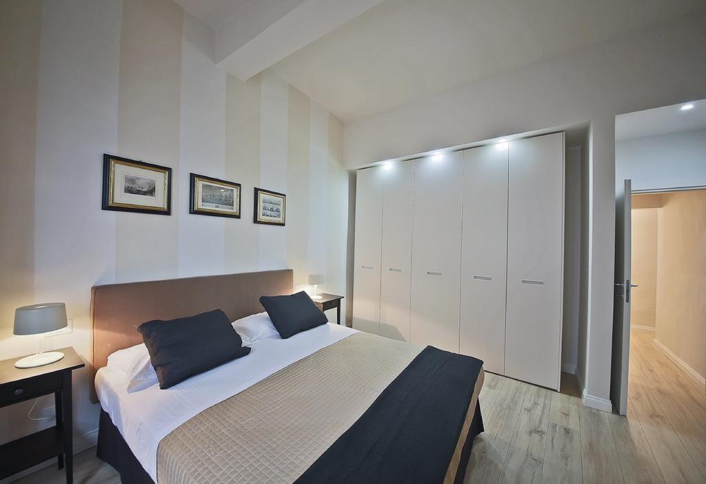 Apartments Florence Borgo Dei Greci Стая снимка